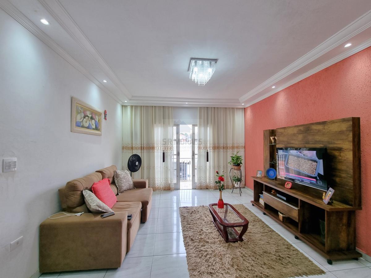 Casa à venda com 2 quartos, 125m² - Foto 1