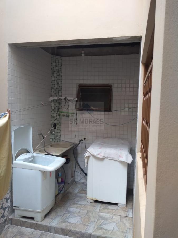 Casa à venda com 4 quartos, 220m² - Foto 11