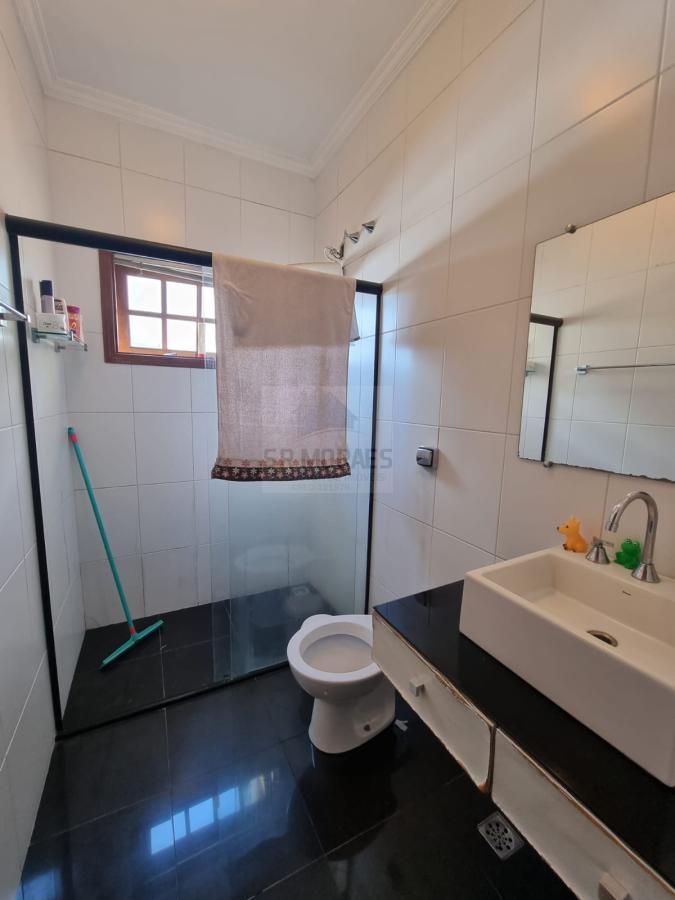 Casa à venda com 3 quartos, 244m² - Foto 15