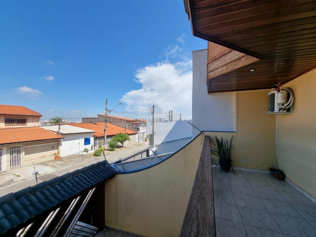 Casa à venda com 3 quartos, 244m² - Foto 25