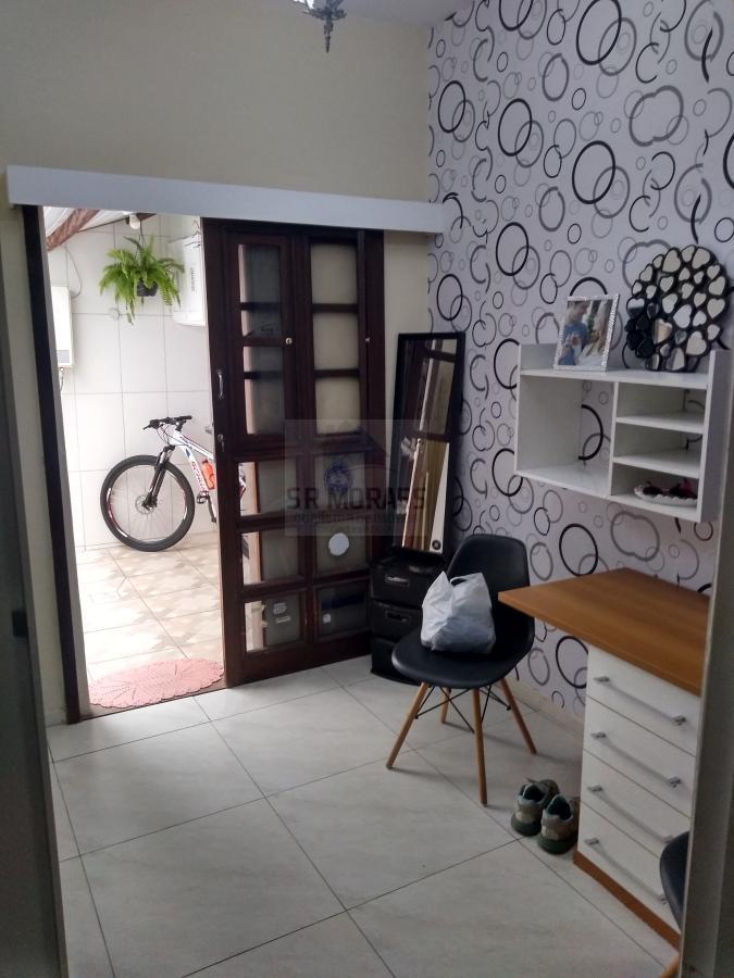 Casa à venda com 3 quartos, 106m² - Foto 14