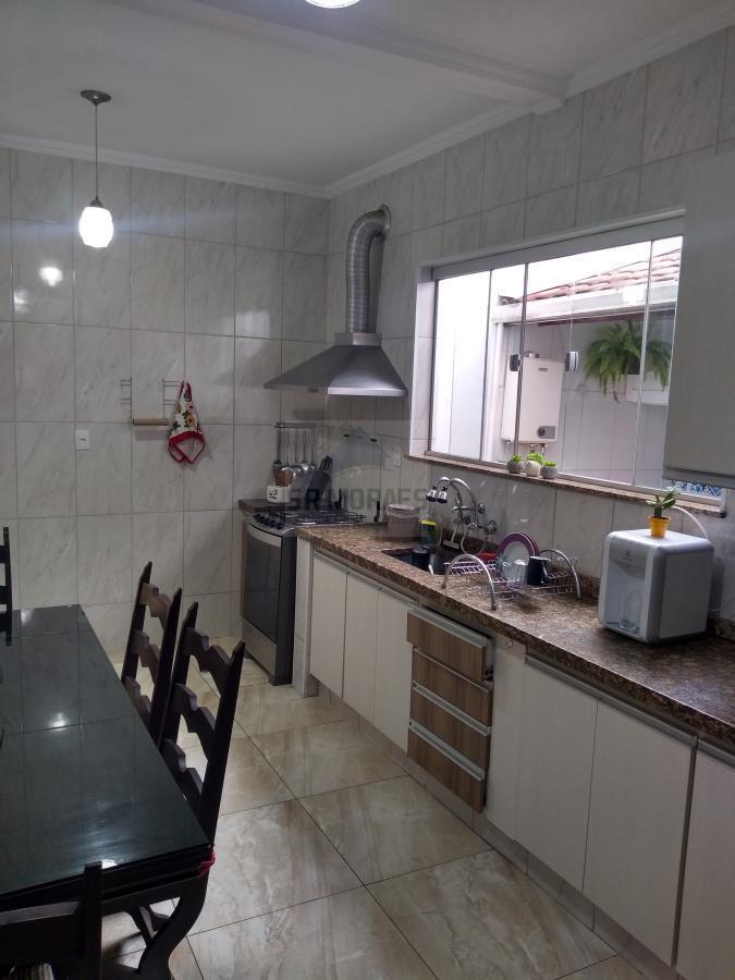 Casa à venda com 3 quartos, 106m² - Foto 17