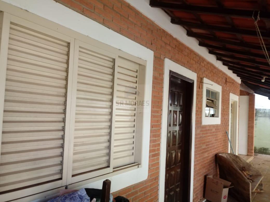 Chácara à venda com 3 quartos, 1200m² - Foto 2