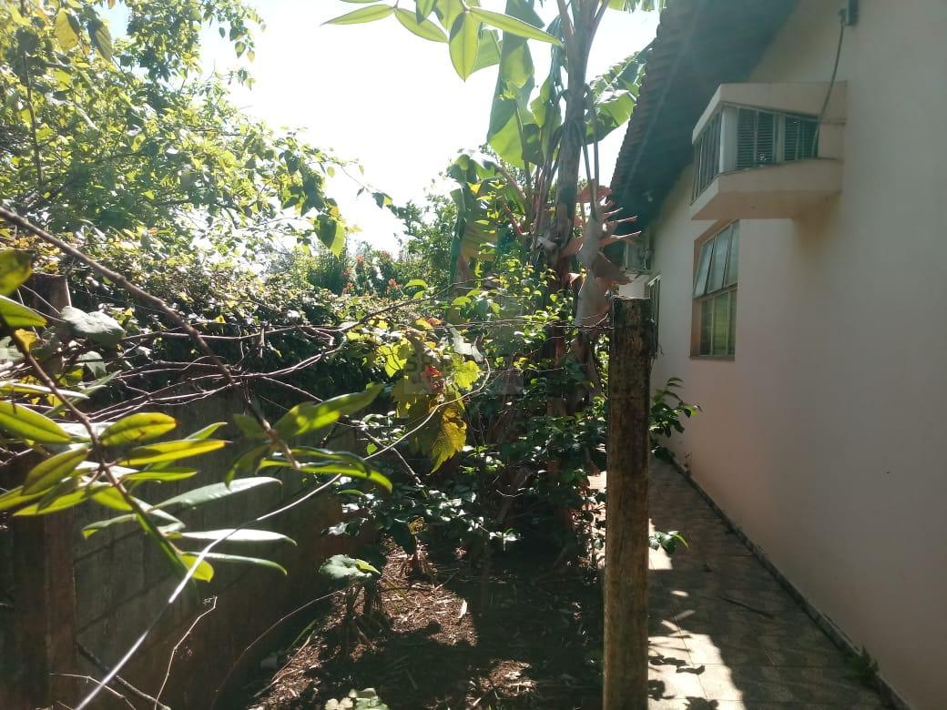 Chácara à venda com 3 quartos, 1200m² - Foto 36