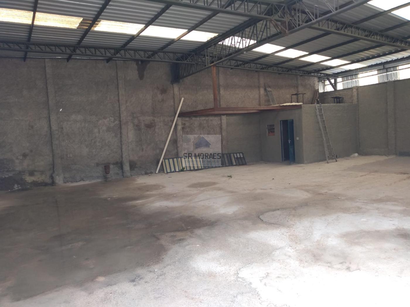 Prédio Inteiro à venda com 5 quartos, 600m² - Foto 20