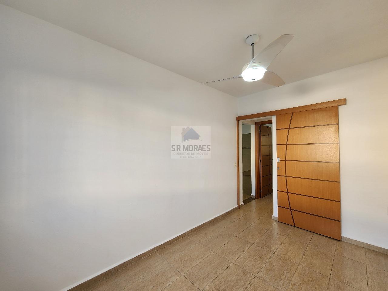 Casa à venda com 3 quartos, 85m² - Foto 1