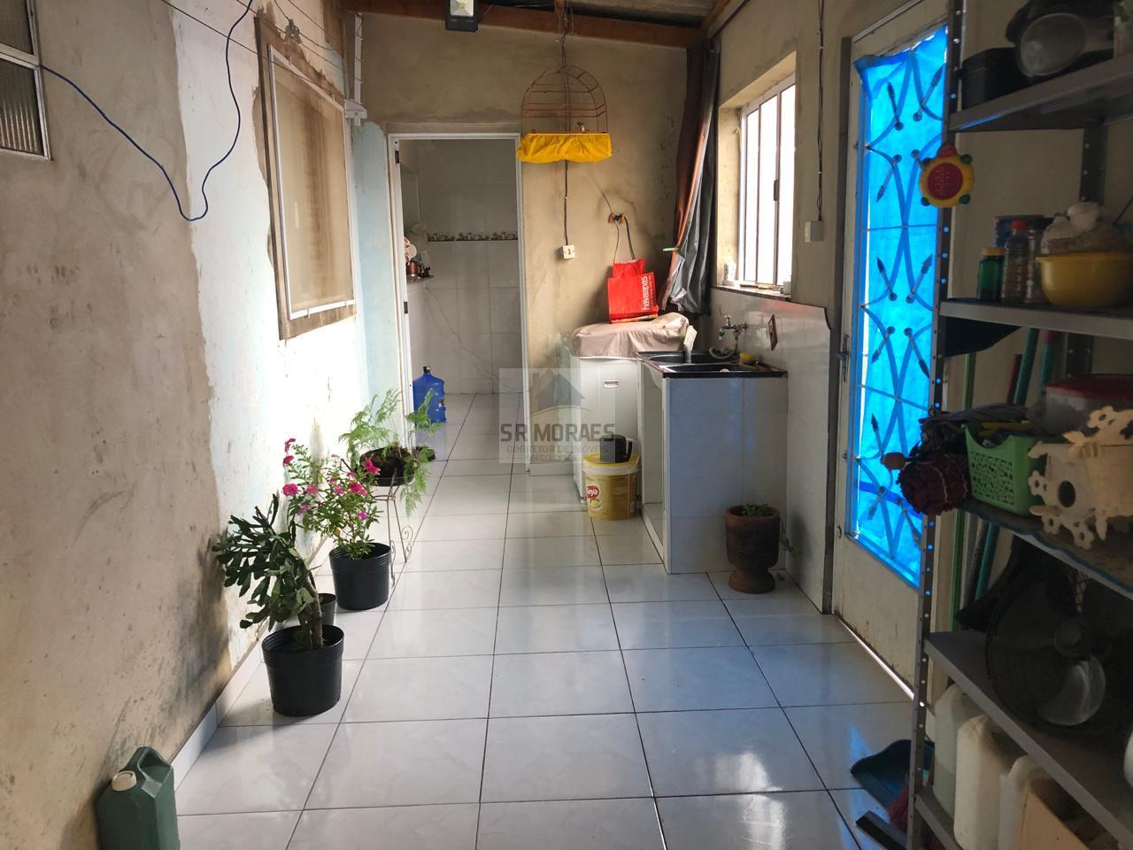 Casa à venda com 2 quartos, 250m² - Foto 10